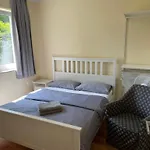 Pensión R41 - Tivoli Groundfloor Liubliana