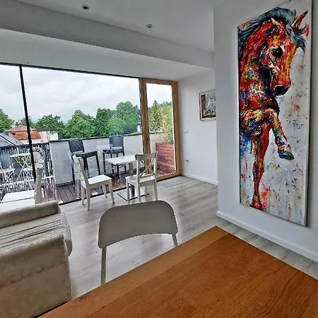 Penzion R41 - Tivoli Groundfloor 3*