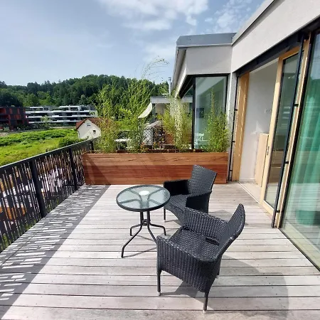 R41 - Tivoli Groundfloor Penzion Lublaň