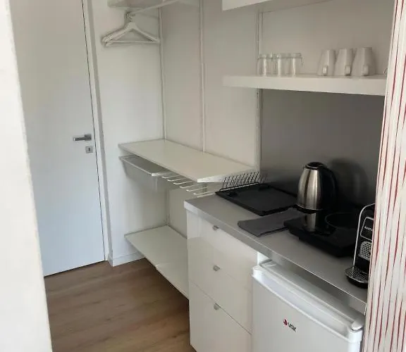 R41 - Tivoli Groundfloor Guest house 3*