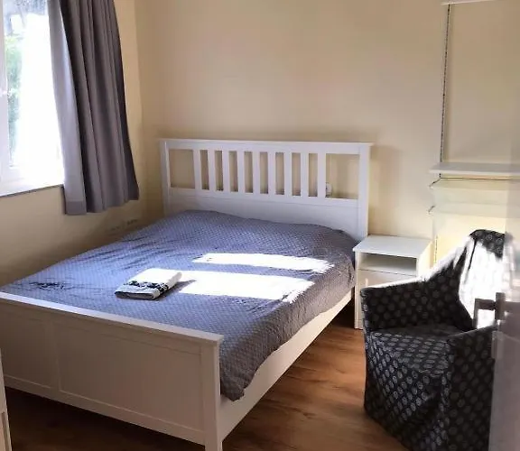 R41 - Tivoli Groundfloor Guest house 3*