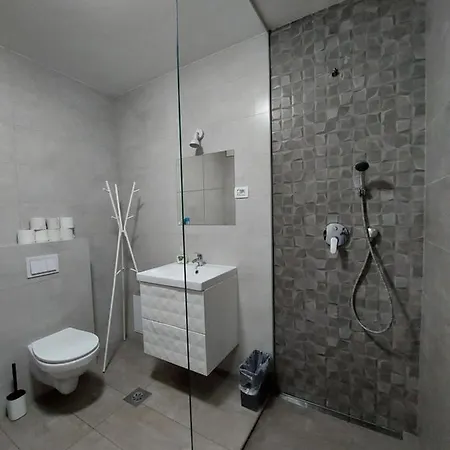 R41 - Tivoli Groundfloor