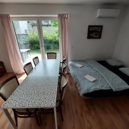 R41 - Tivoli Groundfloor 3*